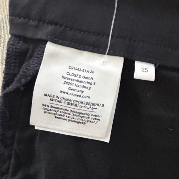 CLOSED ABE Cotton Pants in navy blue - Picture 11 of 12